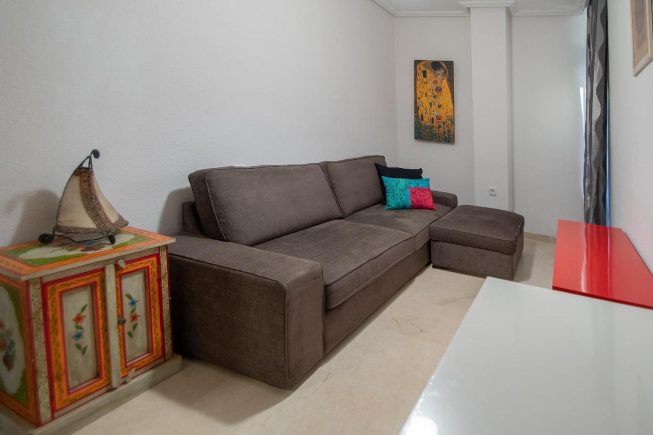 Apartamento Nuestra Andalucia - Cadiz Centro - Parking ภายนอก รูปภาพ